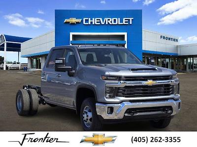 2025 Chevrolet Silverado 3500 Crew Cab 4WD, Cab Chassis for sale #T25030 - photo 1