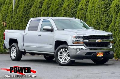 Used 2018 Chevrolet Silverado 1500 LT Crew Cab 4WD, Pickup for sale #P32196 - photo 1