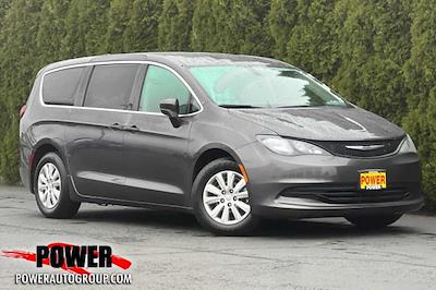 Used 2018 Chrysler Pacifica L FWD, Minivan for sale #P32368 - photo 1