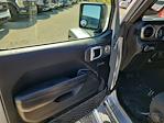 Used 2020 Jeep Gladiator Sport Crew Cab 4x4, Pickup for sale #L190082 - photo 9