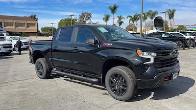 2025 Chevrolet Silverado 1500 Crew Cab 4WD, Pickup for sale #42081 - photo 1