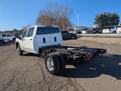 2025 GMC Sierra 3500 Crew Cab 4WD, Cab Chassis for sale #G25024 - photo 2