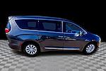 Used 2017 Chrysler Pacifica Touring L FWD, Minivan for sale #HR832020 - photo 6