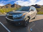 2016 Toyota Highlander 4x2, SUV for sale #RG421903A - photo 17