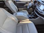 Used 2016 Toyota Highlander XLE 4x2, SUV for sale #RG421903A - photo 10