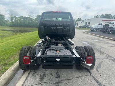 2024 Chevrolet Silverado 5500 Crew Cab DRW 4WD, Cab Chassis for sale #CP37664 - photo 2