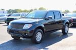 Used 2016 Nissan Frontier SV Crew Cab 4x4, Pickup for sale #K8019B - photo 4