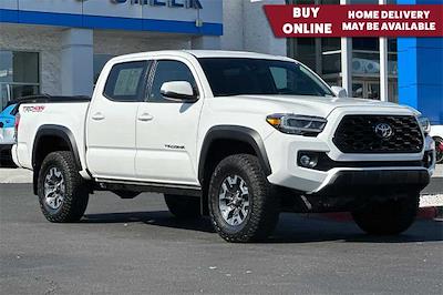 Used 2020 Toyota Tacoma SR5 Double Cab 4WD, Pickup for sale #C3630 - photo 1