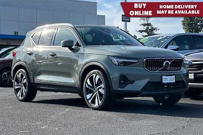 Used 2024 Volvo XC40 Ultra Bright AWD, SUV for sale #SL156914A - photo 1