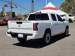 Used 2022 Nissan Frontier SV Crew Cab 4x4, Pickup for sale #24G552A - photo 11