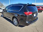Used 2017 Chrysler Pacifica Limited FWD, Minivan for sale #P23312A - photo 2