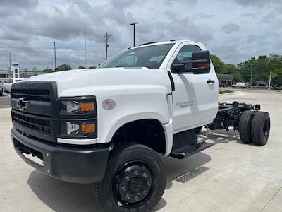 2024 Chevrolet Silverado 5500 Regular Cab DRW 4WD, Cab Chassis for sale #F10798 - photo 1