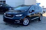 Used 2022 Chrysler Pacifica Touring L FWD, Minivan for sale #FX2066 - photo 1