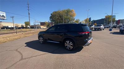 2024 Nissan Pathfinder 4WD, SUV for sale #P8257A - photo 2