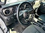 Used 2020 Jeep Gladiator Sport Crew Cab 4x4, Pickup for sale #LL166123 - photo 9