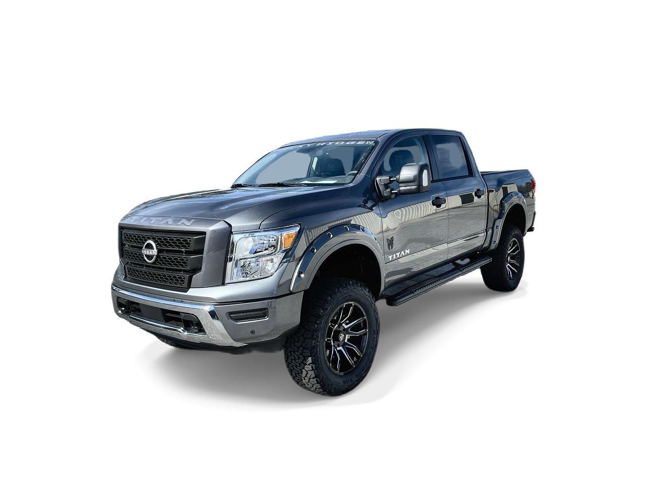 2020 nissan store titan side steps