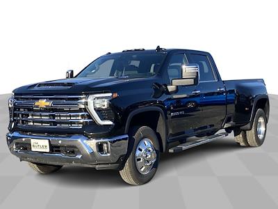 New 2025 Chevrolet Silverado 3500 LTZ Crew Cab 4WD, Pickup for sale #109929 - photo 1