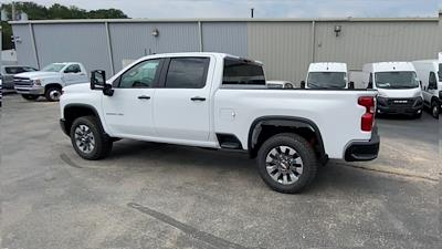 2024 Chevrolet Silverado 2500 Crew Cab 4WD, Pickup for sale #270631 - photo 2