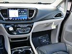 Used 2021 Chrysler Pacifica Limited AWD, Minivan for sale #Q12039 - photo 10