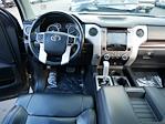 2017 Toyota Tundra Crew Cab 4x4, Pickup for sale #Q12235 - photo 9