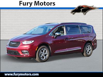 Used 2023 Chrysler Pacifica Limited AWD, Minivan for sale #Q12266 - photo 1