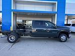 2025 Chevrolet Silverado 3500 Crew Cab 4WD, Cab Chassis for sale #V161868 - photo 3