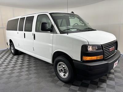 2024 GMC Savana 3500 SRW RWD, Passenger Van for sale #624757 - photo 1