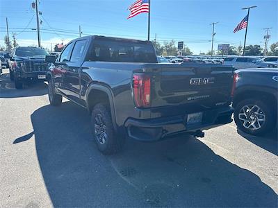 2025 GMC Sierra 1500 Crew Cab 4WD, Pickup for sale #T5525 - photo 2