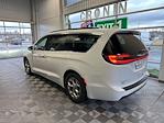 Used 2022 Chrysler Pacifica Limited FWD, Minivan for sale #FR5417 - photo 2