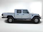 Used 2022 Jeep Gladiator Overland Crew Cab 4x4, Pickup for sale #1722TJ - photo 4