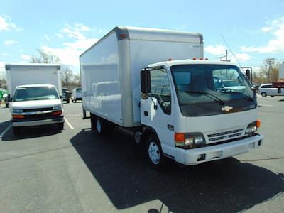 2000 Chevrolet W4500 Regular Cab 4x2, Box Truck for sale #CT40477 - photo 1
