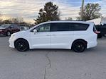 Used 2022 Chrysler Pacifica Touring L FWD, Minivan for sale #CT40889 - photo 10