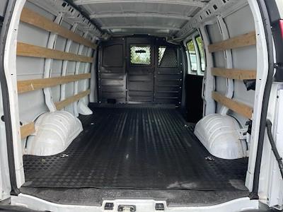 2020 GMC Savana 2500 SRW 4x2, Empty Cargo Van #VK10260 - photo 2
