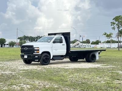 New 2023 Chevrolet Silverado 6500 FL Regular Cab 4x2, Wil-Ro Standard Platform Flatbed Truck for sale #5PH222148 - photo 1