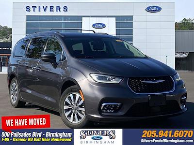 Used 2021 Chrysler Pacifica Touring L FWD, Minivan for sale #B6130B - photo 1