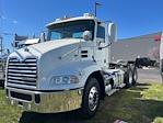 Used 2018 Mack CXU613 6x4, Semi Truck for sale #HU2388 - photo 1