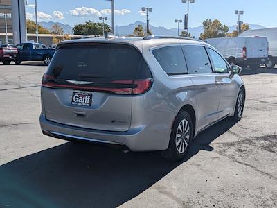 Used 2021 Chrysler Pacifica Hybrid Touring L FWD, Minivan for sale #MR581133W - photo 2