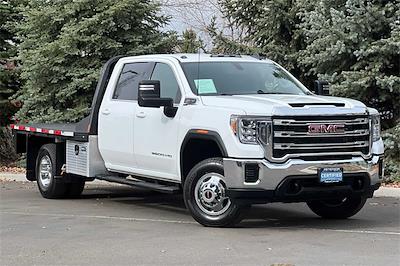 Used 2022 GMC Sierra 3500 SLE Crew Cab 4x4, Flatbed Truck for sale #324118 - photo 1