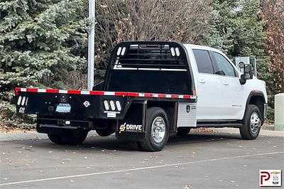 Used 2022 GMC Sierra 3500 SLE Crew Cab 4x4, Flatbed Truck for sale #324118 - photo 2