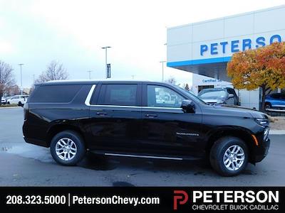 New 2025 Chevrolet Suburban LT 4WD, SUV for sale #G113720 - photo 1