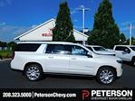 2024 Chevrolet Suburban 4x4, SUV for sale #G335856 - photo 3