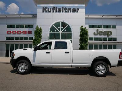 2024 Ram 3500 Crew Cab SRW 4x4, Pickup for sale #B40488 - photo 1