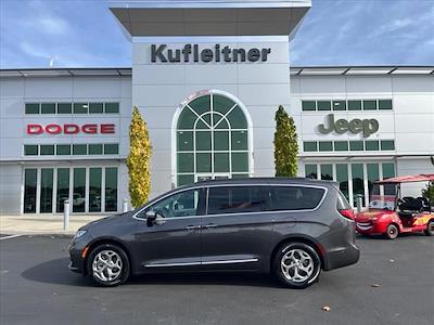 2023 Chrysler Pacifica FWD, Minivan for sale #B40705A - photo 1