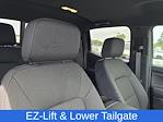 2024 Chevrolet Colorado Crew Cab 4x2, Pickup for sale #252712 - photo 17