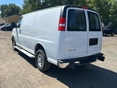 2022 Chevrolet Express 2500 RWD, Empty Cargo Van for sale #28097 - photo 2