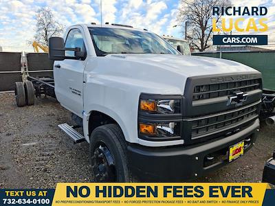 2024 Chevrolet Silverado 6500 Regular Cab DRW 2WD, Cab Chassis for sale #RH352546 - photo 1