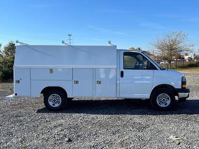 2024 GMC Savana 3500 SRW RWD, Cutaway for sale #FT1270712 - photo 2