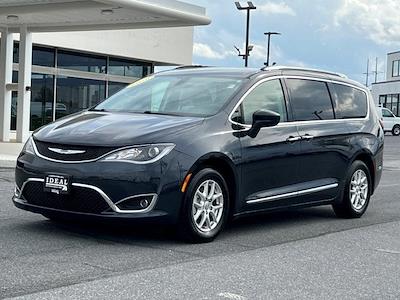 Used 2020 Chrysler Pacifica FWD, Minivan for sale #P30224 - photo 1