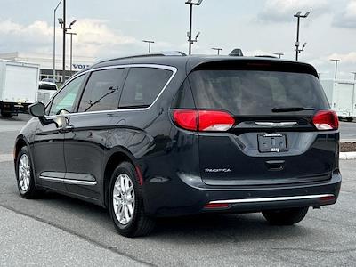 Used 2020 Chrysler Pacifica FWD, Minivan for sale #P30224 - photo 2