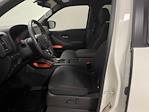 Used 2023 Nissan Frontier Crew Cab 4x2, Pickup for sale #F01398A - photo 16